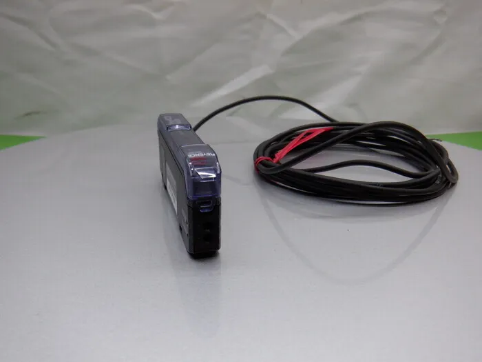 Keyence FS-V32 Fiber sensor amplifier (slave unit) Detail Image - ASKINDEX Korea