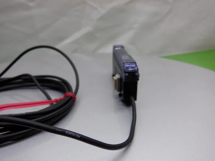 Keyence FS-V32 Fiber sensor amplifier (slave unit) Detail Image - ASKINDEX Korea