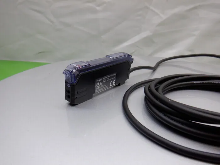 Keyence FS-V31 Fiber sensor amplifier (parent unit) Detail Image - ASKINDEX Korea
