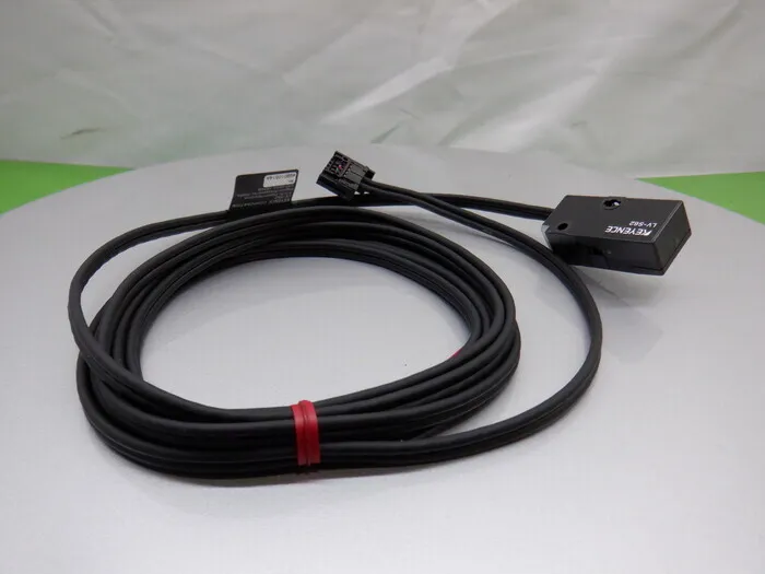 Keyence LV-S62 센서 헤드 (회귀 반사 평행광 영역) 상세 이미지 - ASKINDEX 코리아