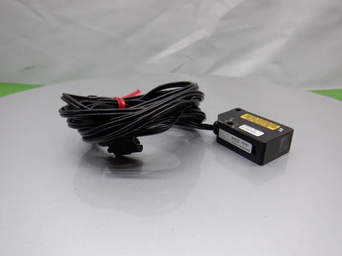 Keyence LV-H62 Sensor head (retroreflective spot type) Detail Image - ASKINDEX Korea