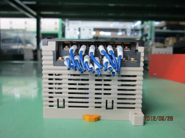 오므론 CPM1A-20CDT-A-V1 시퀀서(PLC) 상세 이미지 - ASKINDEX 코리아