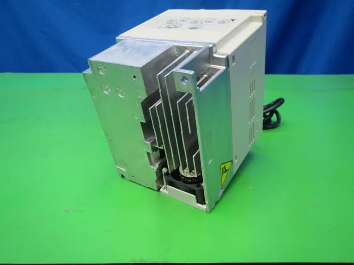 Toshiba VFS11-2015PM-AN inverter Detail Image - ASKINDEX Korea