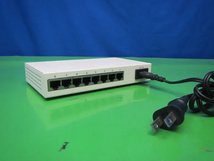 버팔로 LSW4-GT-8NS/WH 스위칭 허브 상세 이미지 - ASKINDEX 코리아