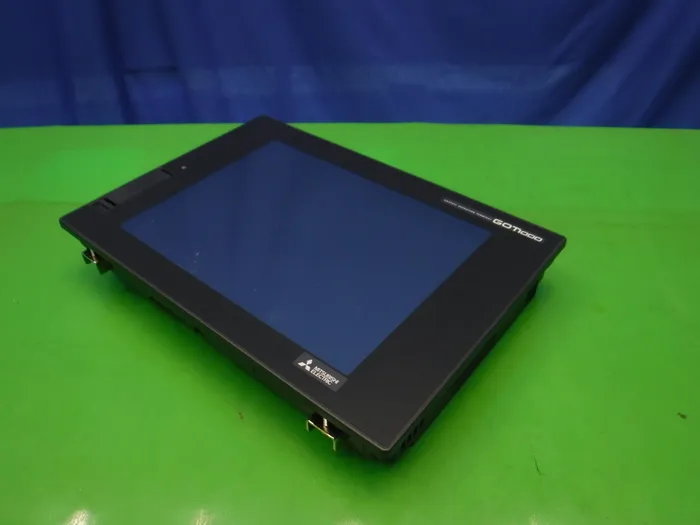 미쓰비시 전기 GT1675-VNBD 터치 패널