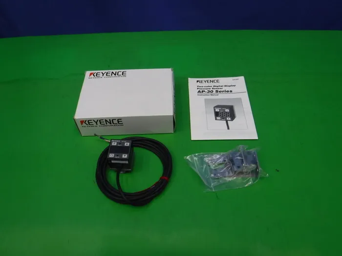 Keyence AP-33 디지털 압력 센서