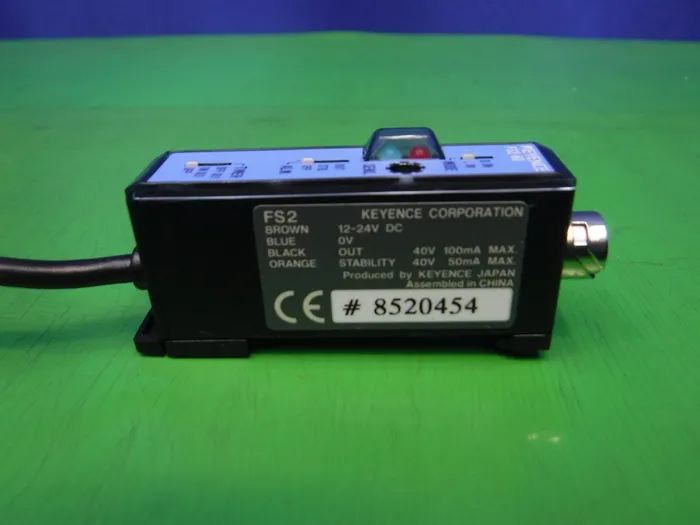 Keyence FS2-60 Fiber Amplifier Detail Image - ASKINDEX Korea