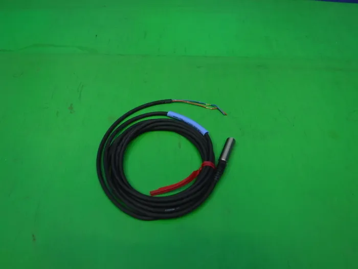 Keyence EV-108M 2-wire proximity sensor Detail Image - ASKINDEX Korea