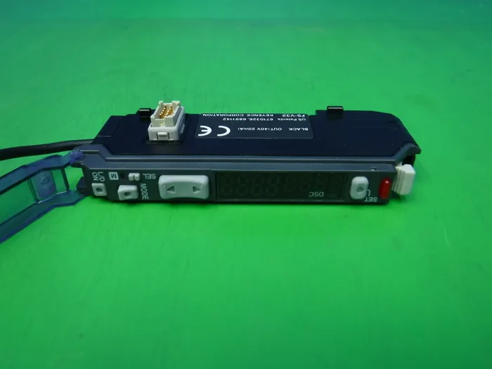 Keyence FS-V32 Fiber Amplifier Detail Image - ASKINDEX Korea