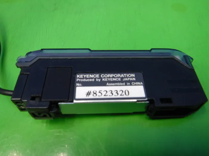 Keyence FS-V32 Fiber Amplifier Detail Image - ASKINDEX Korea