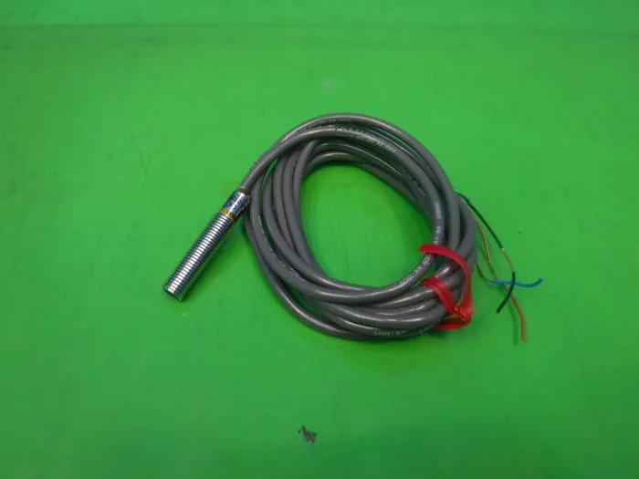 Omron E3HT-DS3E1 photoelectric sensor Detail Image - ASKINDEX Korea