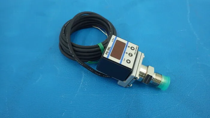 코팔 PG-35L-102R-NVC 디지털 압력 스위치