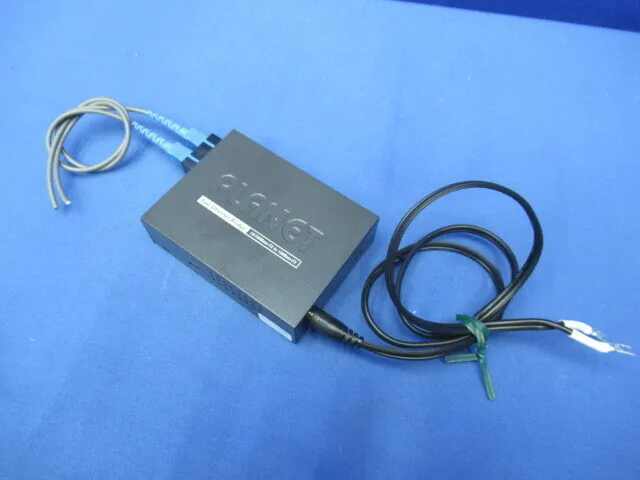 플래닛 기술 ET-802 미디어 컨버터