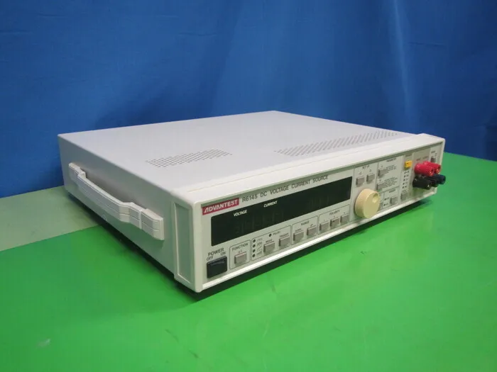 어드밴 테스트 R6145 DC 전압/전류 발생기