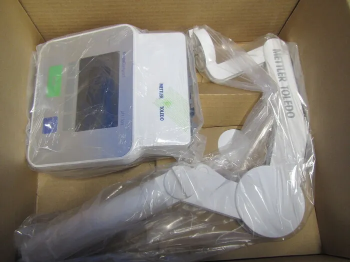 Mettler Toledo S220 pH Meter Detail Image - ASKINDEX Korea