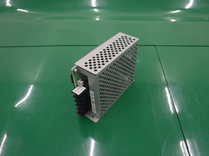 오므론 S82J-02524DD DC 전원 공급 장치