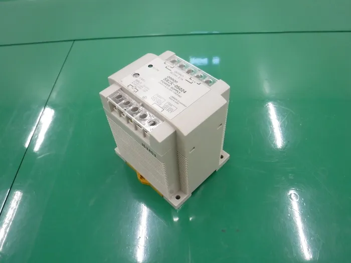 오므론 S82K-05024 DC 전원 공급 장치