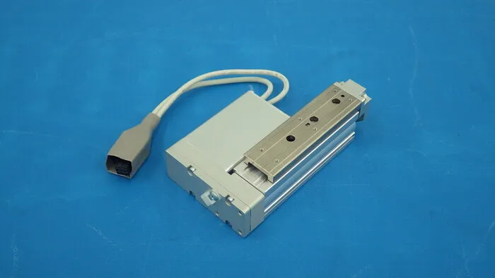 SMC LESYH8LEC-50C-R5CM18T 액추에이터