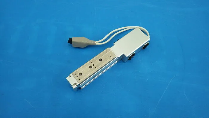 SMC LESYH8D1EC-50C-R5CM18T 액추에이터