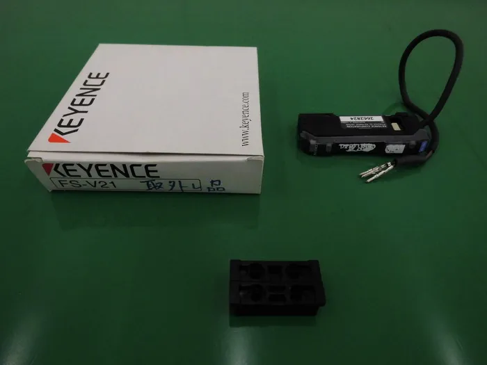 Keyence FS-V21 파이버 센서 앰프