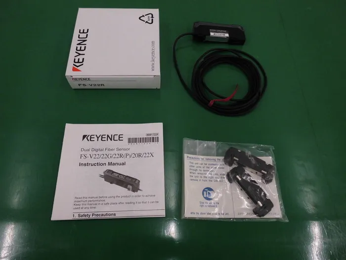 Keyence FS-V22R 파이버 센서 앰프