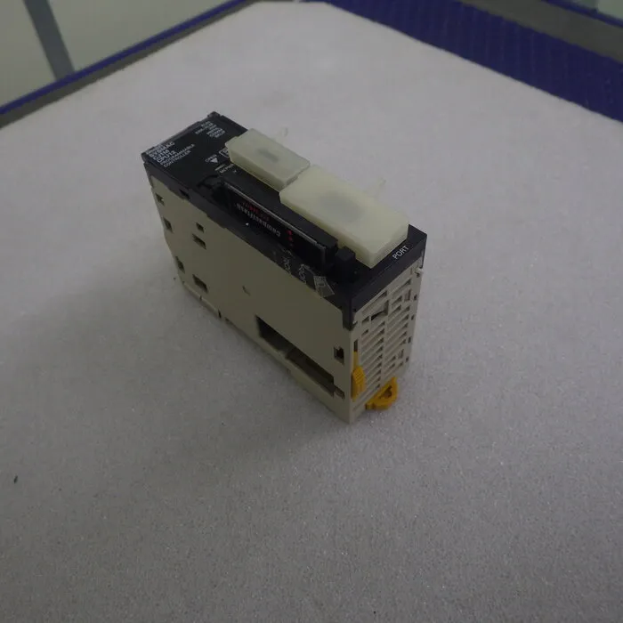 오므론 CJ1M-CPU12 PLC