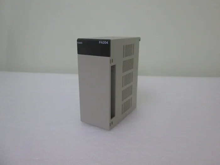 오므론 C200HW-PA204 PLC(전원공급장치)