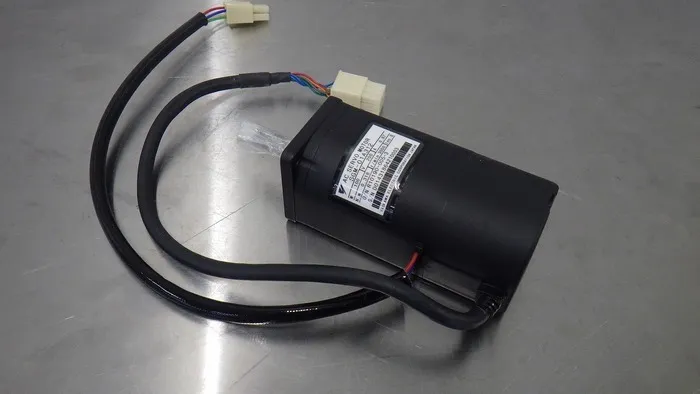 야스카와 전기 SGM-01A312 AC 서보 모터