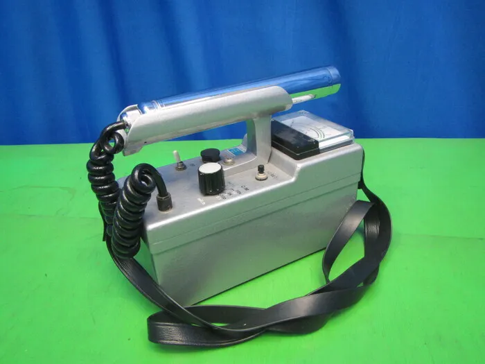 Aloka TGS-III Survey meter (GM type) Detail Image - ASKINDEX Korea