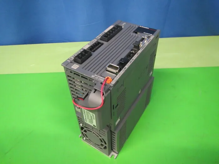 미쓰비시 전기 MR-J4-200B 서보 드라이버