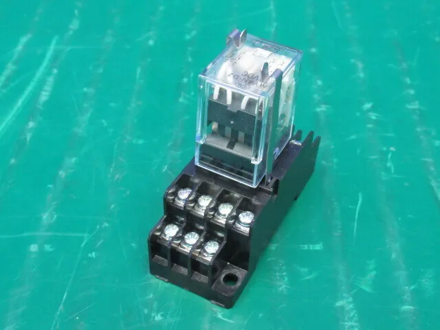 오므론 MY4N-D2 릴레이 유닛 (DC12V)