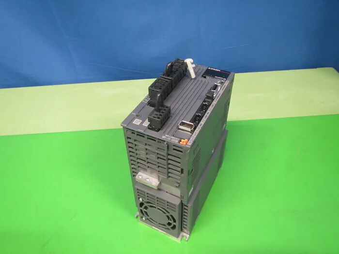 미쓰비시 전기 MR-J4-350B 서보 드라이버