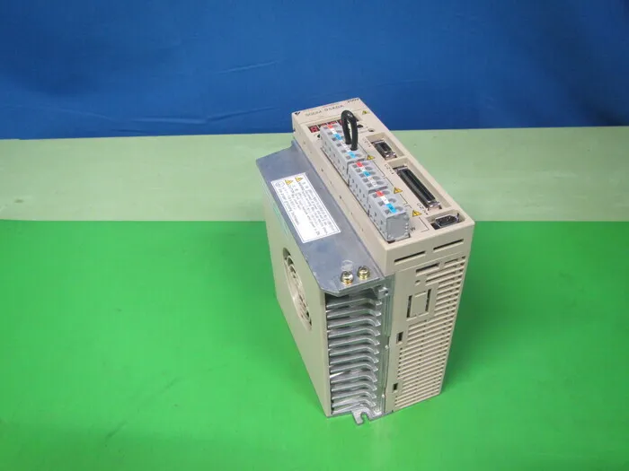 야스카와 전기 SGDM-05ADA 서보 드라이버