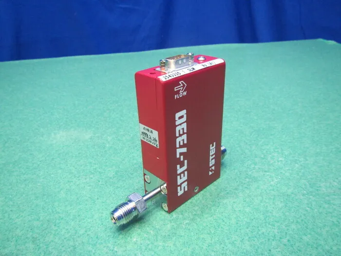 에스텍 SEC-7330RC-076 매스 플로우 컨트롤러