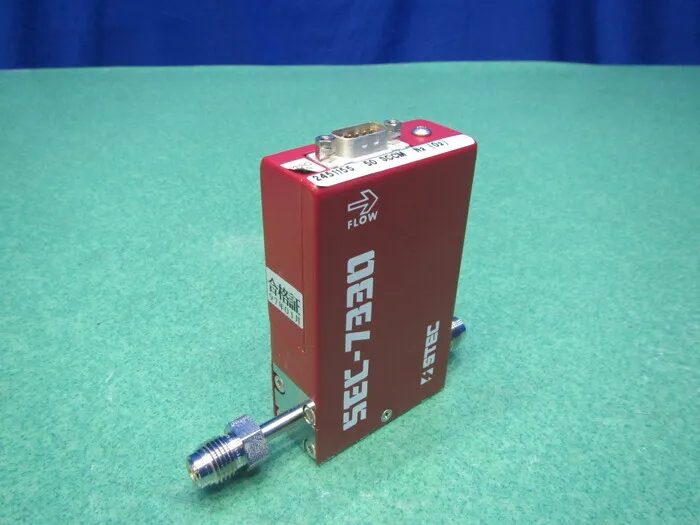 에스텍 SEC-7330RC-076 매스 플로우 컨트롤러