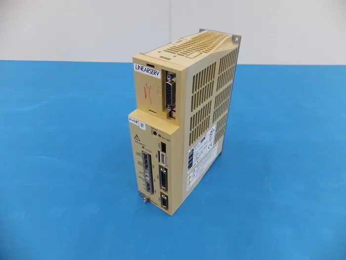 요코가와 전기 UM1LG3-130C-1AA-2SA-N/CN 서보 드라이버