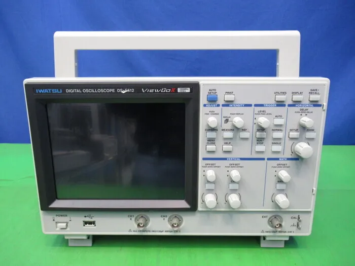 Iwasaki Communication Equipment DS-5512 Digital Oscilloscope Detail Image - ASKINDEX Korea