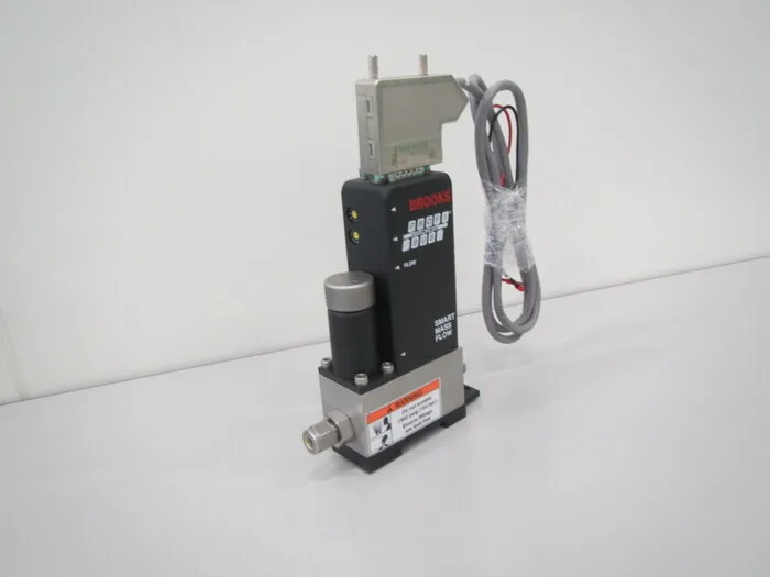브룩스 5850S/BC1BA1ID0AA1B1 매스 플로우 컨트롤러