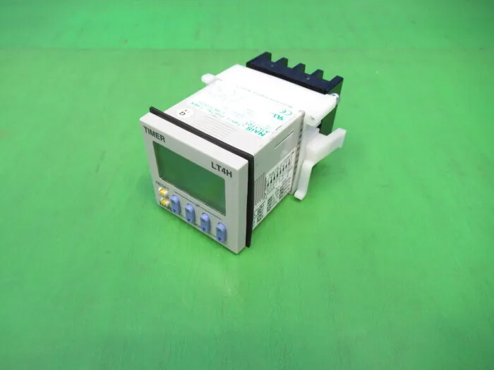 파나소닉(NAIS) LT4HLT8-DC24V 디지털 타이머