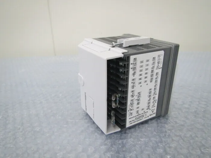 Yokogawa Electric UT55A-020-01-00/HA thermostat Detail Image - ASKINDEX Korea