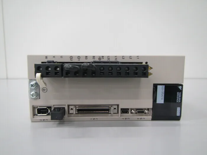 Yaskawa Electric SGDV-5R5A01A Servo driver Detail Image - ASKINDEX Korea