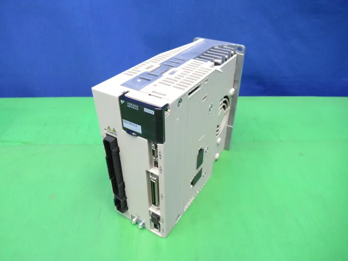 야스카와 전기 SGDV-5R5A01A 서보 드라이버 상세 이미지 - ASKINDEX 코리아