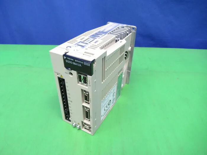 야스카와 전기 SGDS-08A12A 서보 드라이버