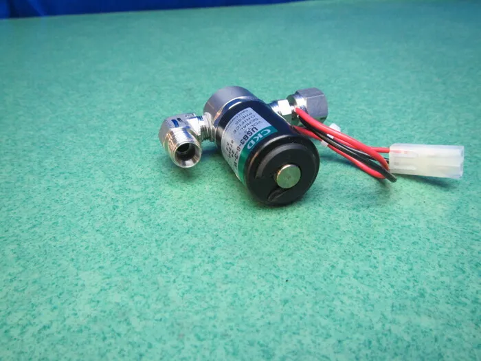 만성신장질환(CKD) USB3-6-3-W 직동식 2포트 솔레노이드 밸브 상세 이미지 - ASKINDEX 코리아