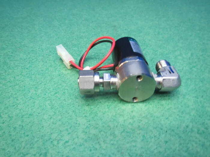 만성신장질환(CKD) USB3-6-3-W 직동식 2포트 솔레노이드 밸브 상세 이미지 - ASKINDEX 코리아