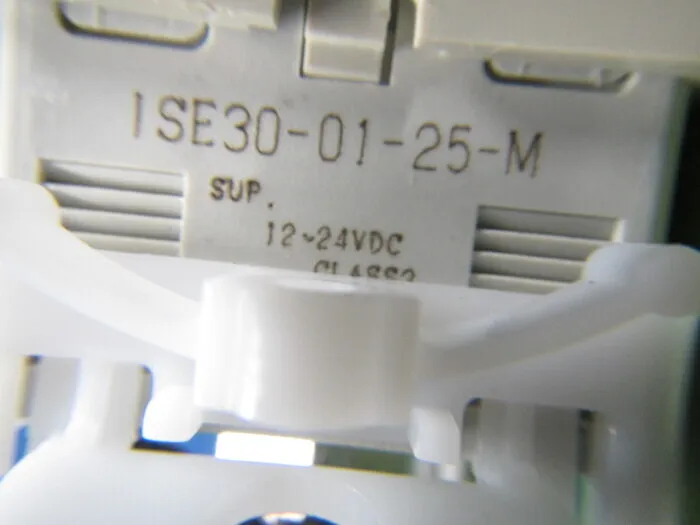 SMC ISE30-01-25-M Pressure Switch Detail Image - ASKINDEX Korea