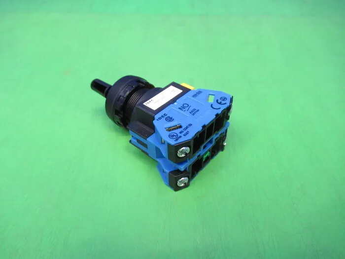IDEC HW1S-3T20 switch Detail Image - ASKINDEX Korea