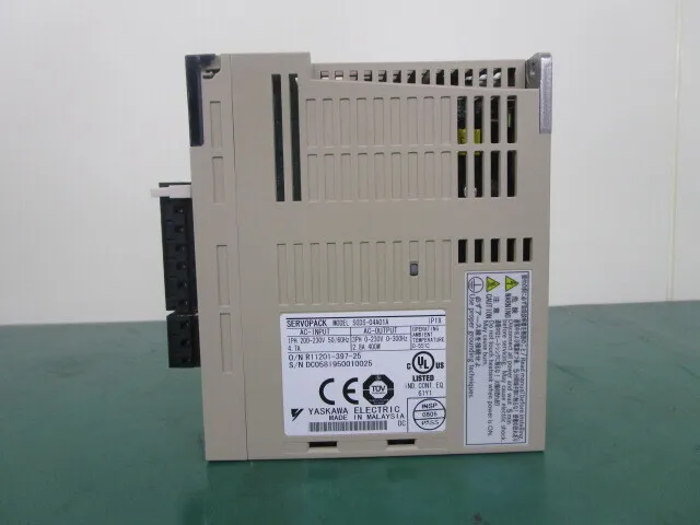 야스카와 전기 SGDS-04A01A AC 서보 드라이버 상세 이미지 - ASKINDEX 코리아