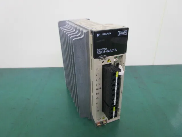 야스카와 전기 SGDS-04A01A AC 서보 드라이버