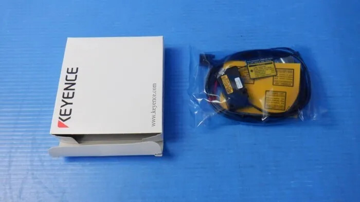 Keyence LV-H64 디지털 레이저 센서
